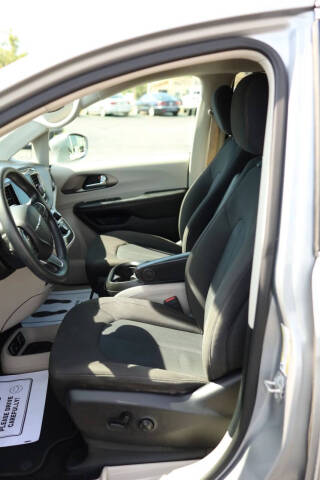 2020 Chrysler Pacifica Touring