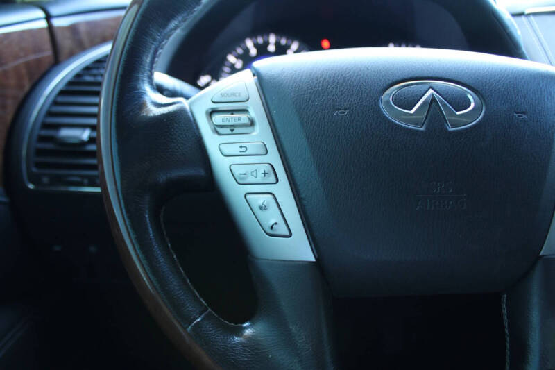 2019 Infiniti QX80 Luxe