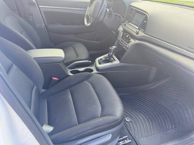 2018 Hyundai Elantra SEL