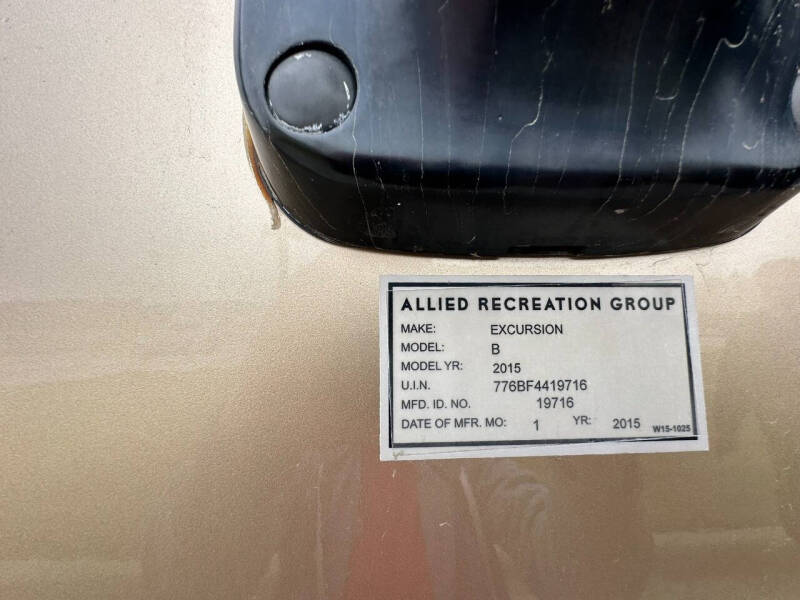 2015 Fleetwood RV Excursion 35B