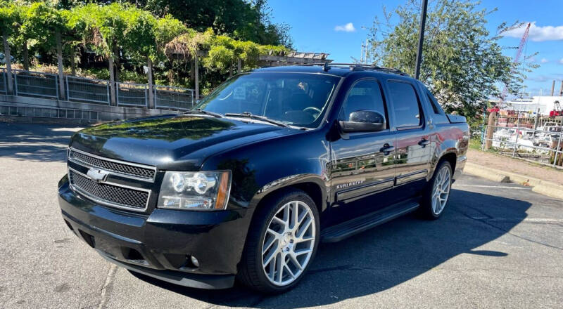 2013 Chevrolet Avalanche for sale at Motorcycle Supply Inc Dave Franks Motorcycle sales in Salem MA