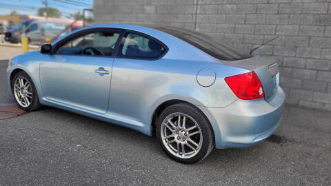 2005 Scion tC