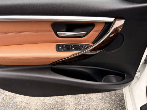 2016 BMW 3 Series 328i xDrive