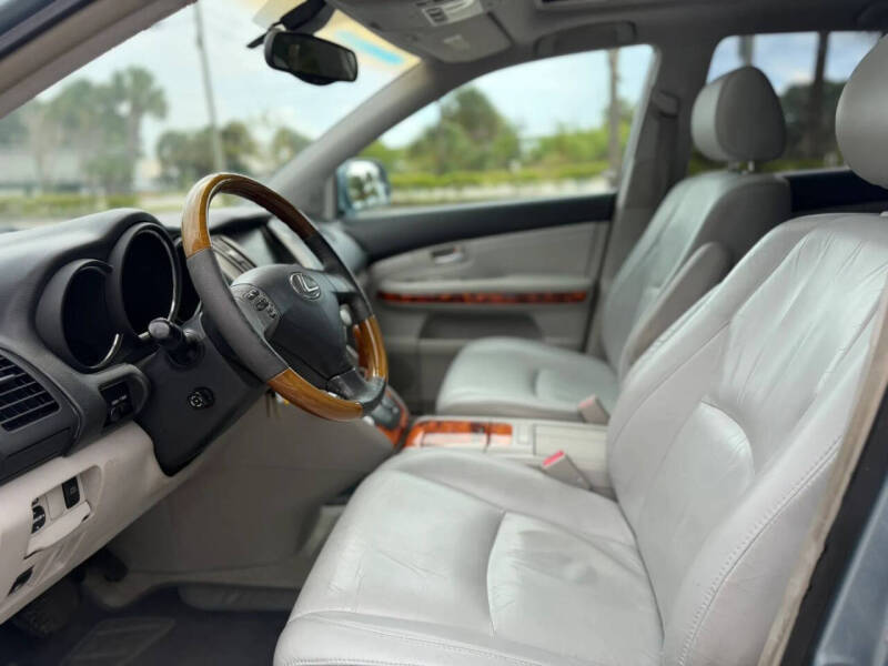2004 Lexus RX 330