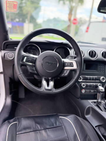2019 Ford Mustang EcoBoost