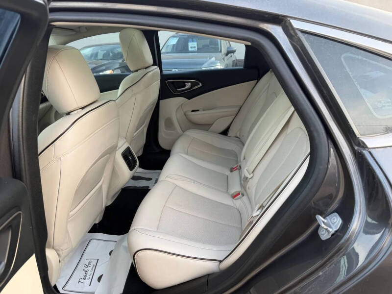 2015 Chrysler 200 C