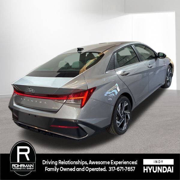 2025 Hyundai Elantra Hybrid Limited