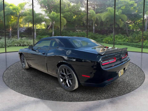 2019 Dodge Challenger SXT