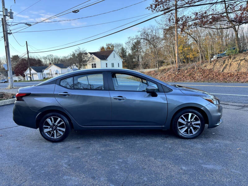 2021 Nissan Versa SV