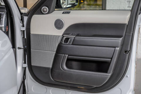 2016 Land Rover Range Rover Sport SVR