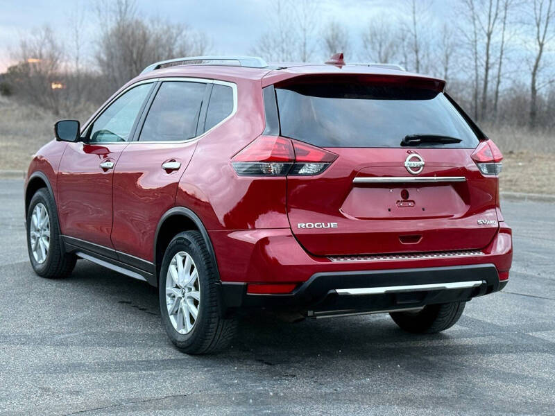 2017 Nissan Rogue SV