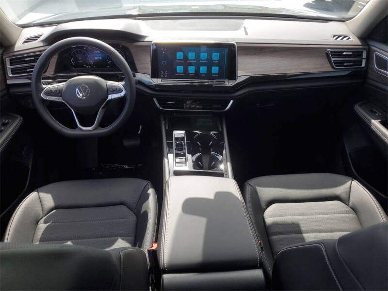 2025 Volkswagen Atlas SEL 4Motion