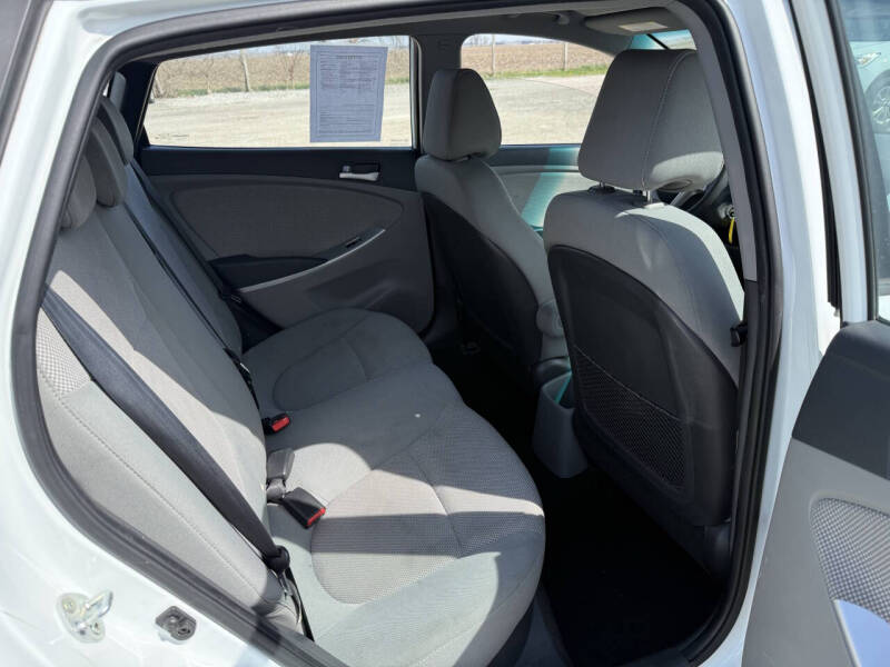 2014 Hyundai Accent GS - Photo 21
