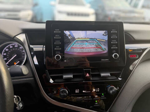 2022 Toyota Camry LE