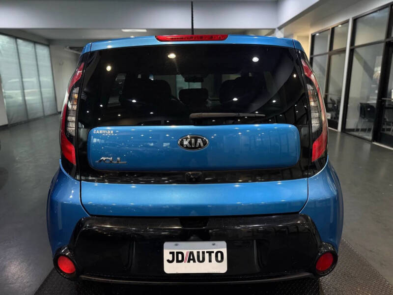 2016 Kia Soul +