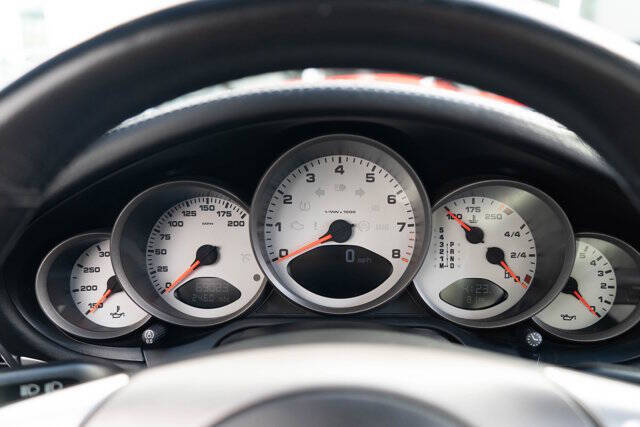 2006 Porsche 911 18