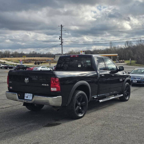 2016 RAM 1500 SLT