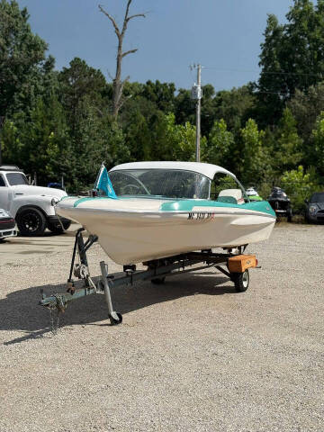 1961 Glastron Classic