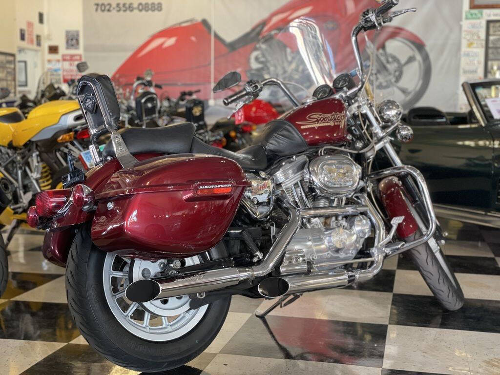 2001 Harley-Davidson® XL883C - Sportster® Custo 5