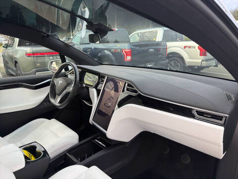2016 Tesla Model X 90D