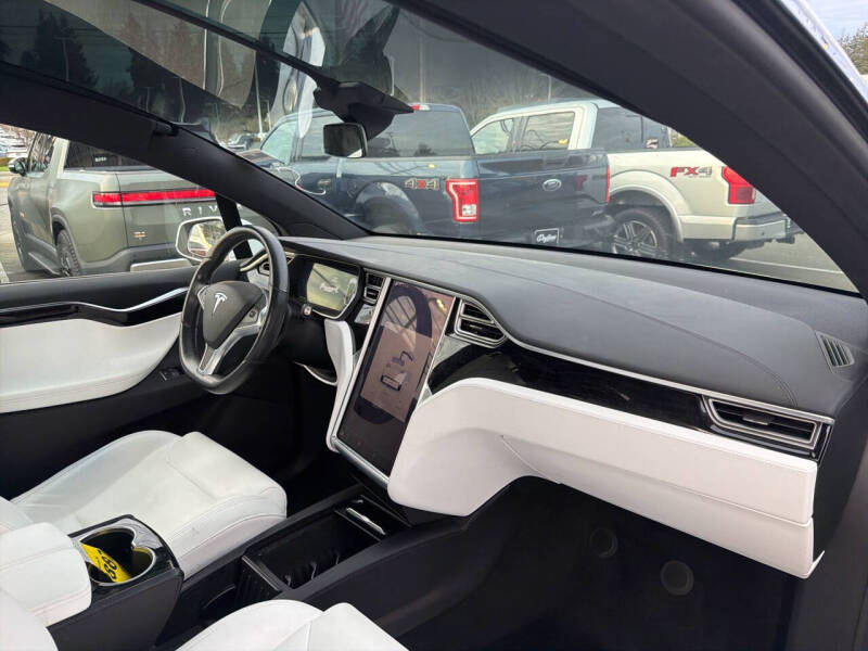 2016 Tesla Model X 90D