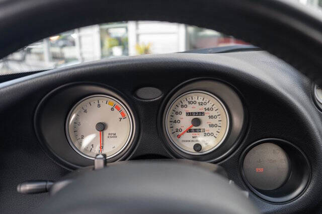 2000 Dodge Viper 19