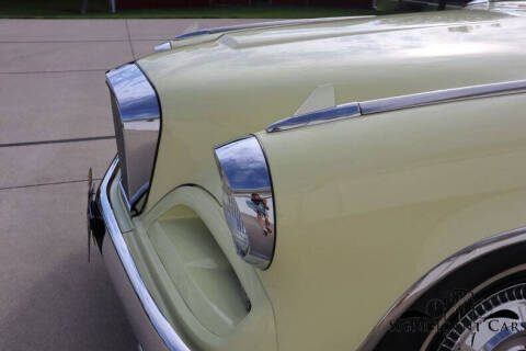 1962 Studebaker GT Hawk