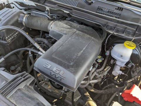 2024 RAM 1500 Classic SLT