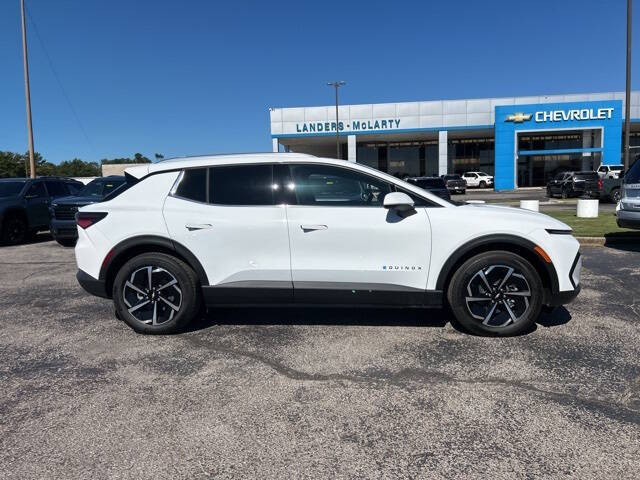 2026 Chevrolet Equinox EV LT 2