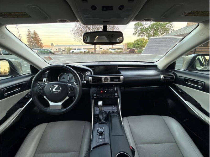 2014 Lexus IS 250