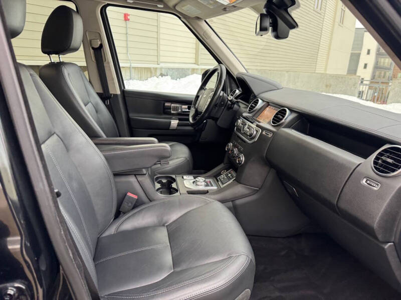 2015 Land Rover LR4 HSE LUX