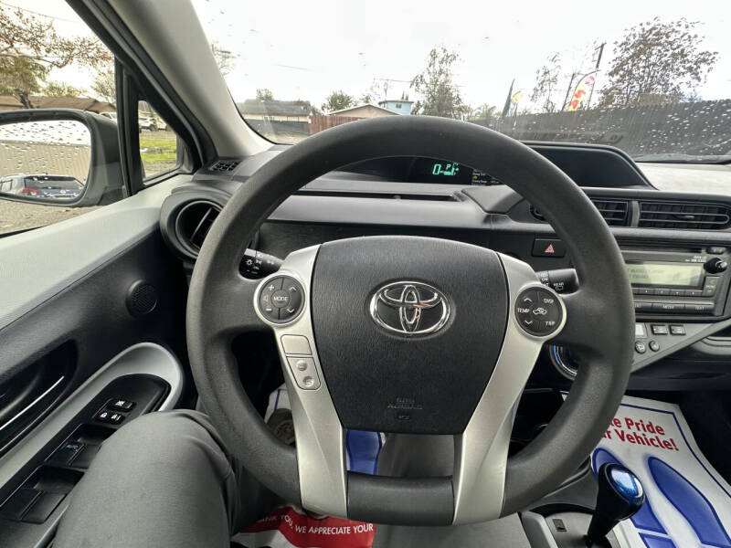 2012 Toyota Prius c