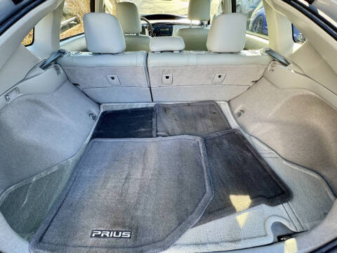 2010 Toyota Prius II