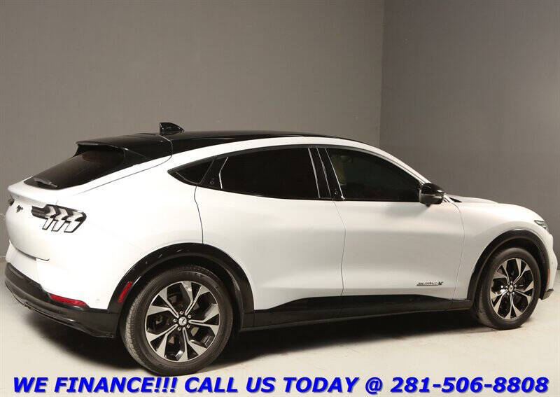 2021 Ford Mustang Mach-E