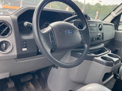 2019 Ford E-Series