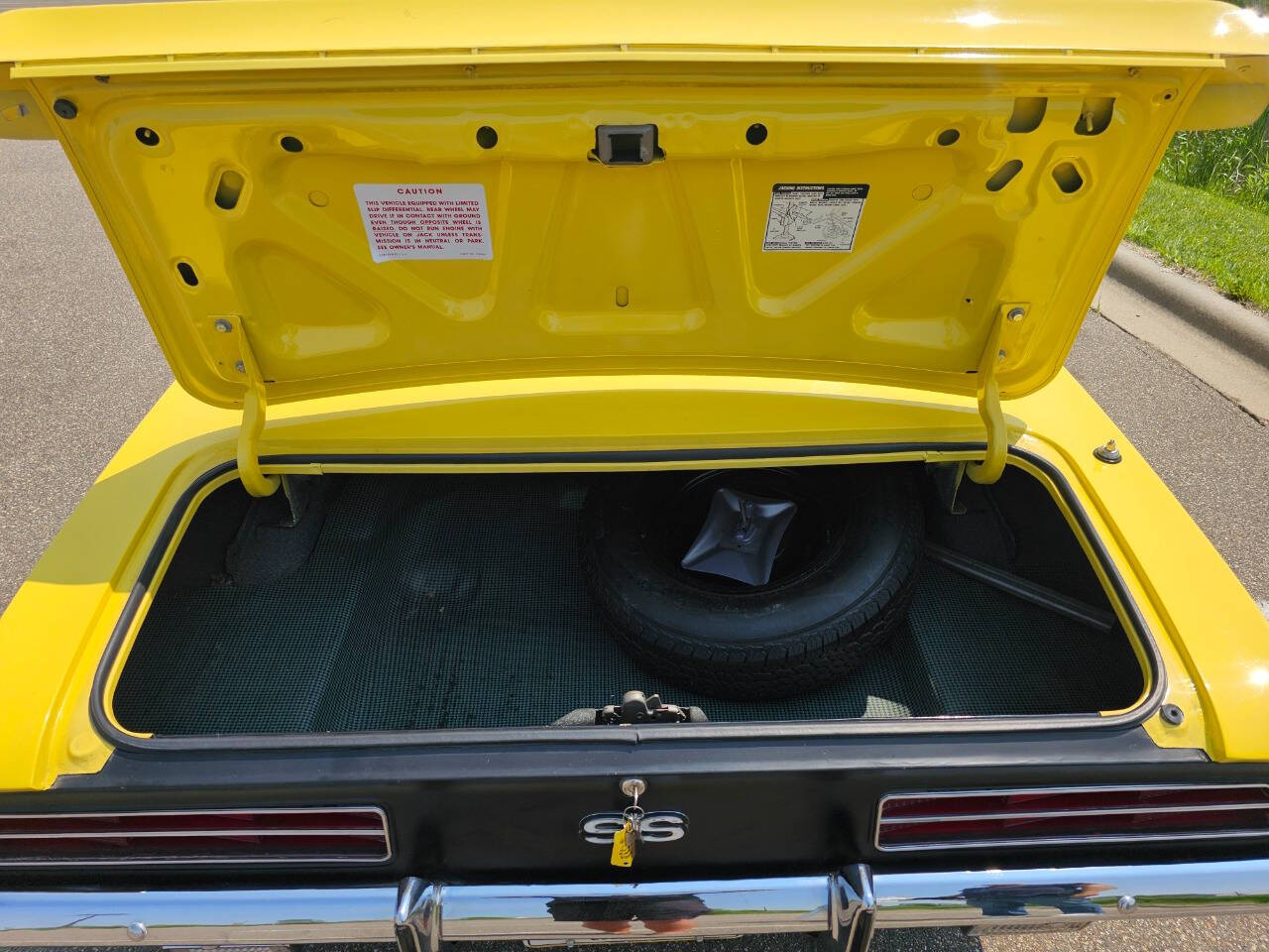 1969 Chevrolet Camaro 189