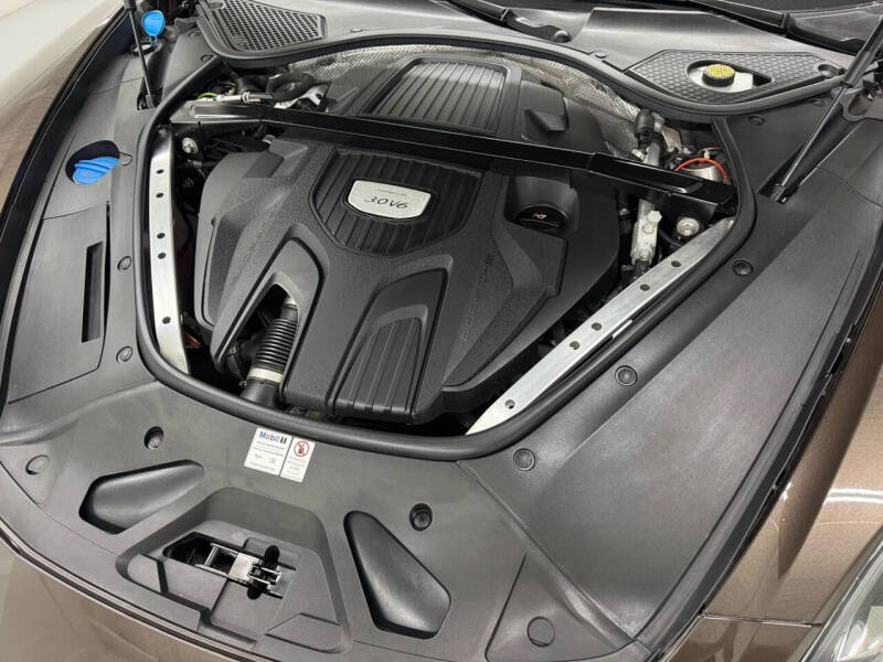 2020 Porsche Panamera