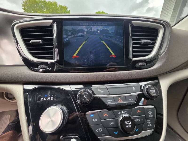2017 Chrysler Pacifica