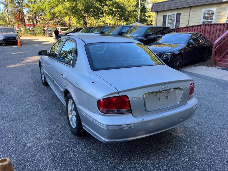 2005 Hyundai Sonata GLS photo 9