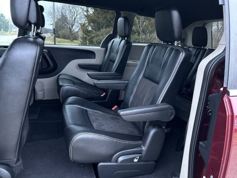 2020 Dodge Grand Caravan SXT photo 22