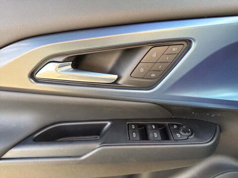 2026 Chevrolet Equinox EV LT 2