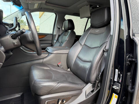 2019 Cadillac Escalade ESV Luxury