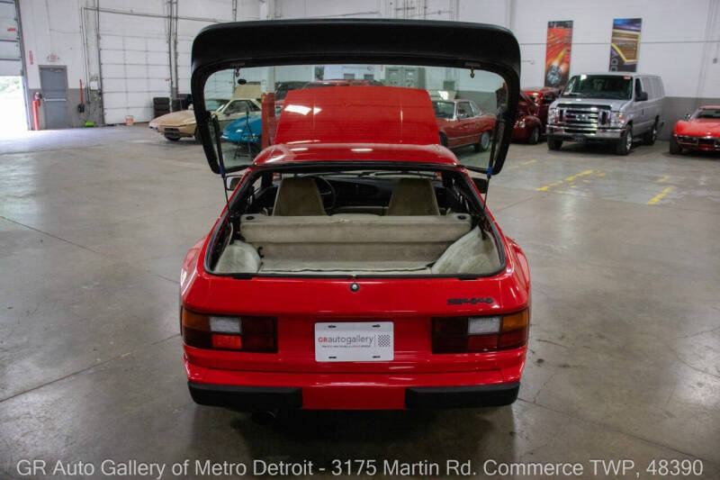 1985 Porsche 944