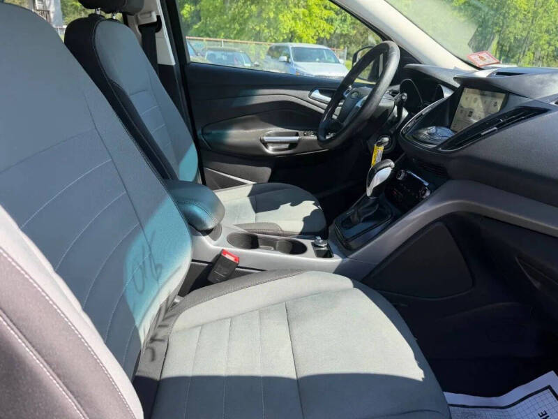 2016 Ford Escape SE