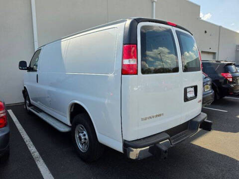 2024 GMC Savana 2500