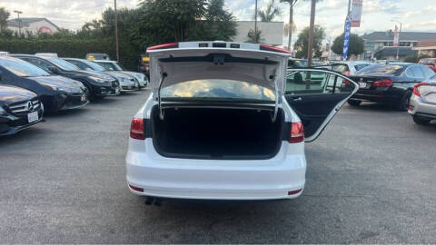 2015 Volkswagen Jetta