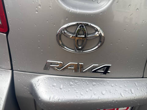 2011 Toyota RAV4 Sport