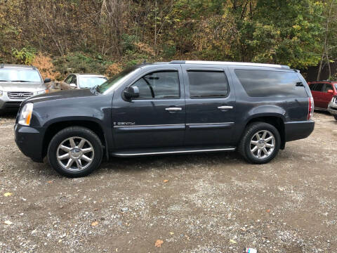 2008 GMC Yukon XL for sale at Compact Cars of Pittsburgh in Pittsburgh PA