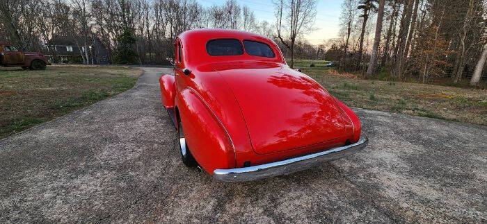 1937 Oldsmobile F37