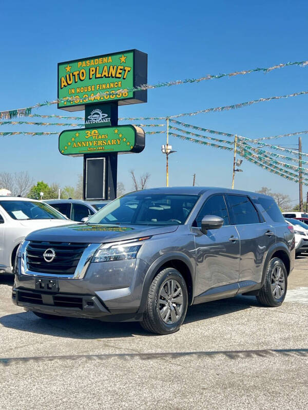2022 Nissan Pathfinder S